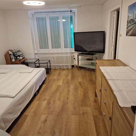 Bastis Central Guesthouse Lucerne City Екстер'єр фото